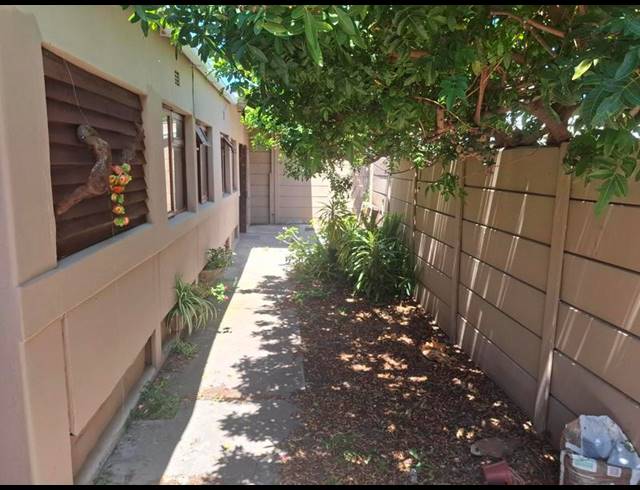 2 BEDROOM PROPERTY TO RENT IN GLENLILY